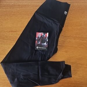 Born Primitive - M - Your Go To Leggings 2.0